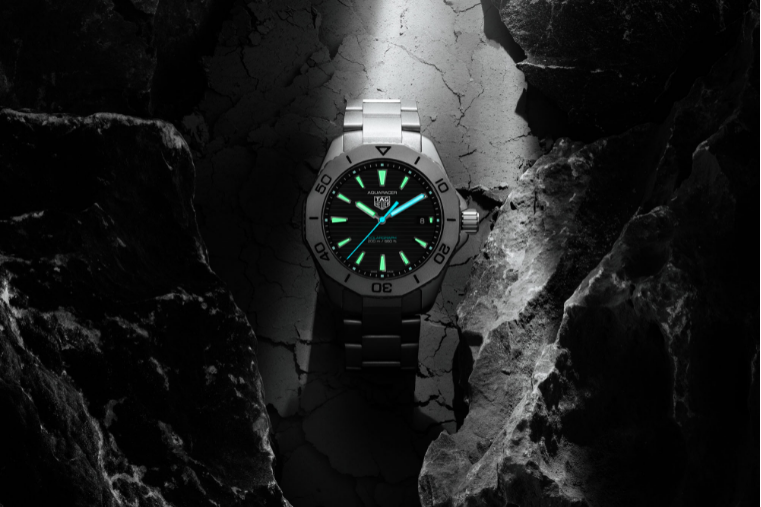 Replica Uhren Tag Heuer präsentiert die Uhr Aquaracer Professional 200 Solargraph aus Titan